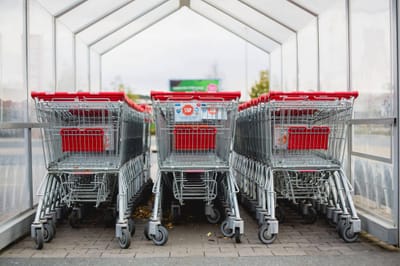 Travailler en grande distribution : entre désamour, désintérêt et contrainte