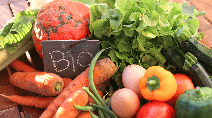 Selon une enquête, certains produits bio contiendraient (malgré tout) des pesticides