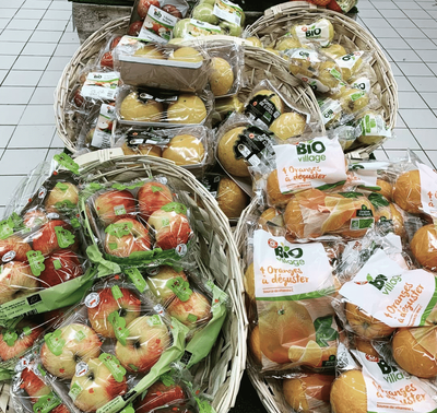 Mais pourquoi donc les produits bio sont-ils emballés dans du plastique ?