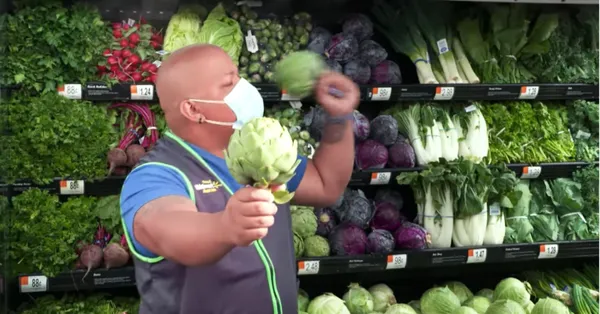 Comment Walmart communique sur ses pages Facebook
