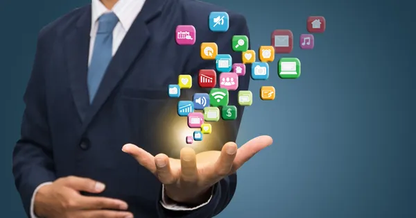 Bonnes pratiques des enseignes : comment communiquer sur les réseaux sociaux cet été