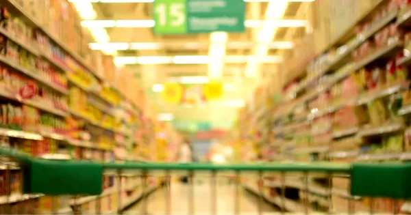 Comment optimiser le temps de travail en grande distribution (+ quelques solutions concrètes)