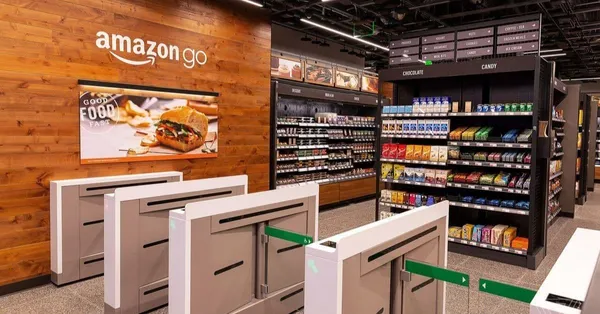 5 choses à savoir sur Amazon Go, le supermarché sans caisse qui pourrait (bientôt) débarquer en France