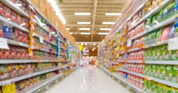 « La routine, on ne connaît pas » : rencontre avec des professionnels de la grande distribution qui aiment leur job